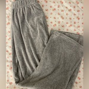 Brandy Melville (John Galt) Comfy Grey Open-Bottom Sweatpants